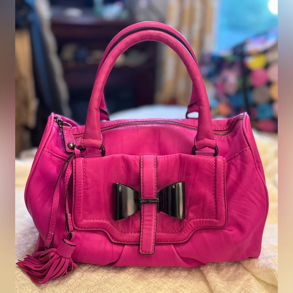 Betsey Johnson Fuchsia Bow Satchel Luv Boston bag - Picture 1 of 8